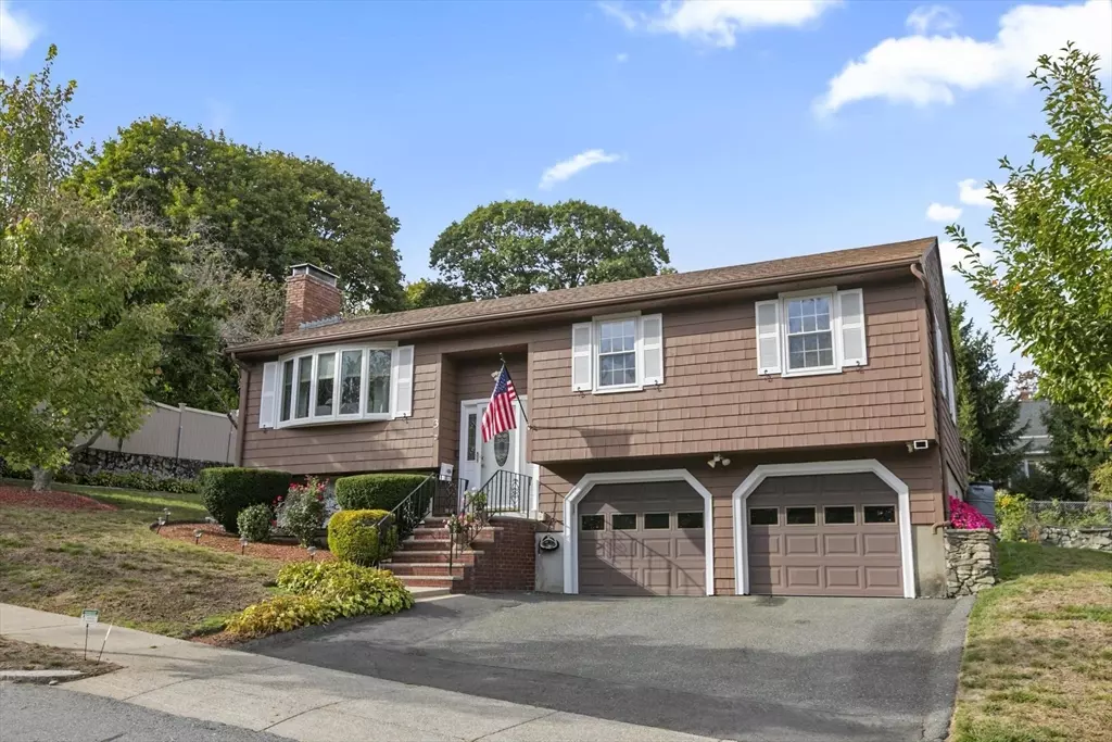 Wakefield, MA 01880,3 Gladstone St