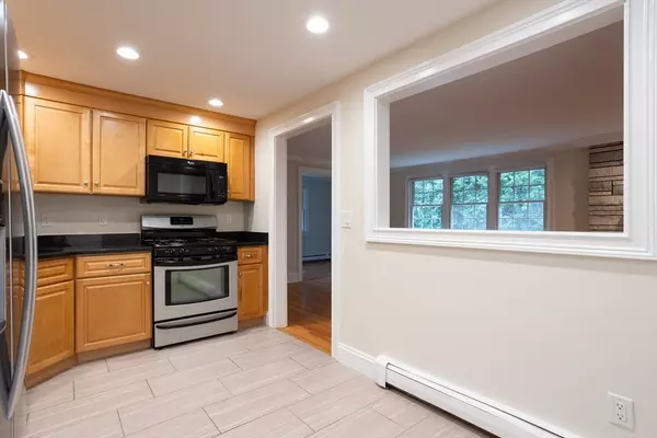 Hudson, MA 01749,113 Brigham St #3B