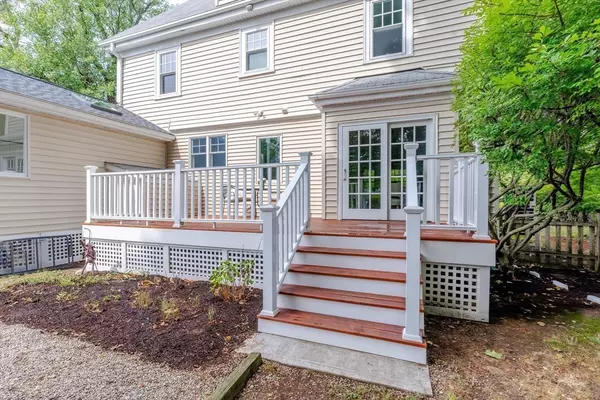 Needham, MA 02494,77 High Street