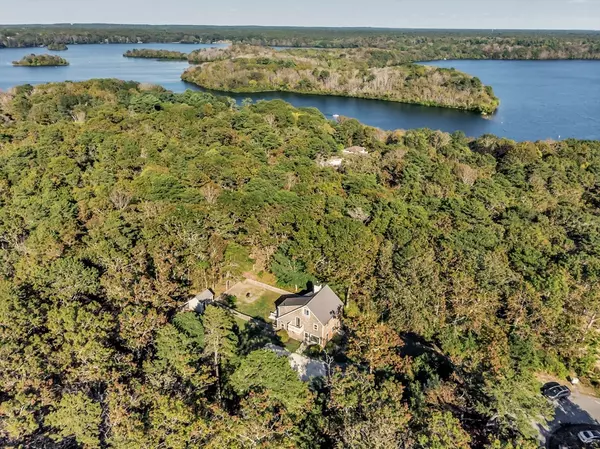 Mashpee, MA 02649,76 Trout Brook Rd