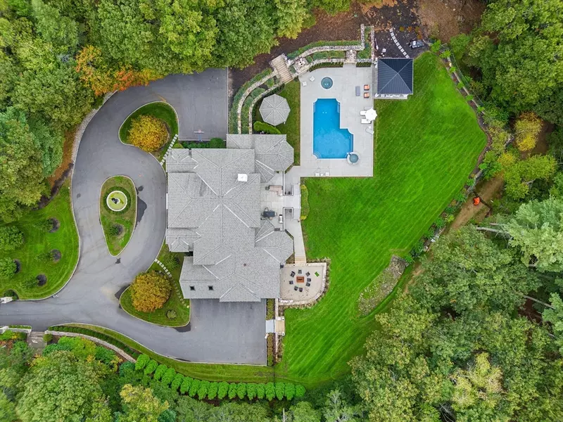 497 Old Road To 9 Acre Corner, Concord, MA 01742