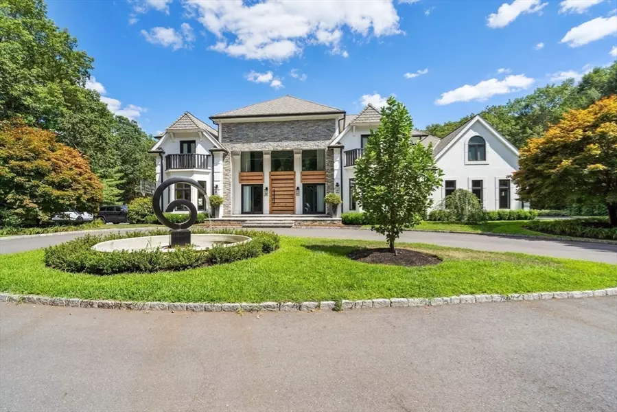 497 Old Road To 9 Acre Corner, Concord, MA 01742