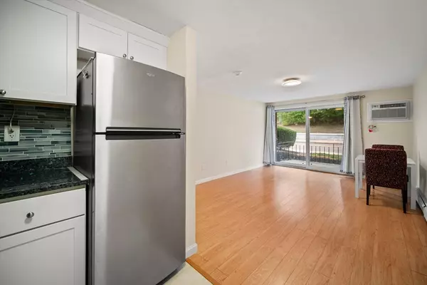 Malden, MA 02148,426 Pleasant St #2