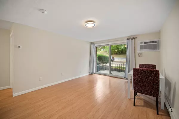 Malden, MA 02148,426 Pleasant St #2