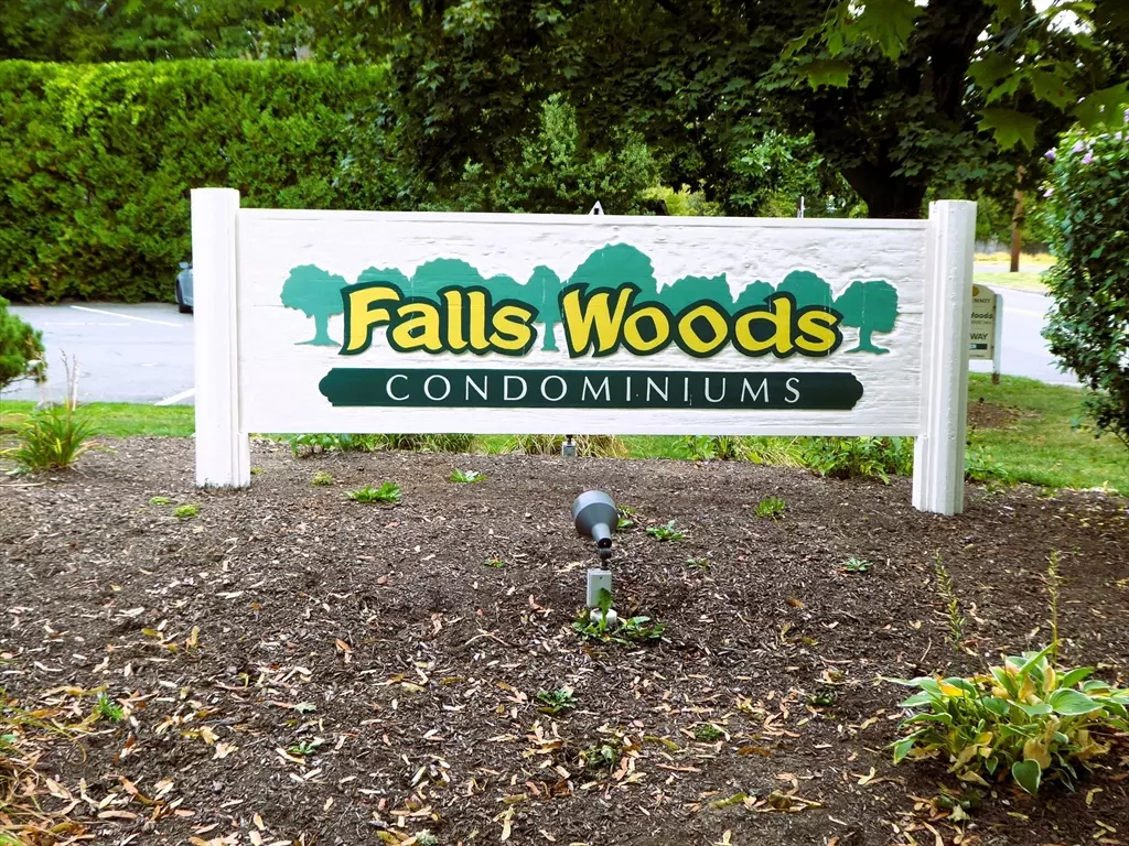 South Hadley, MA 01075,41 W Summit ##72