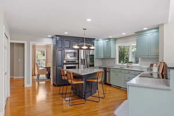 Lexington, MA 02421,21 Valleyfield St