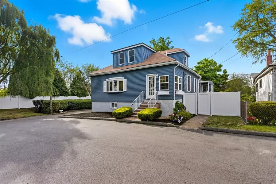 59 Crescent St, Winthrop, MA 02152