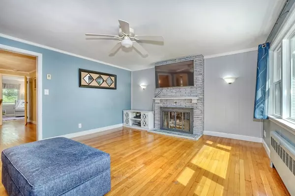 Saugus, MA 01906,33 Eustis St