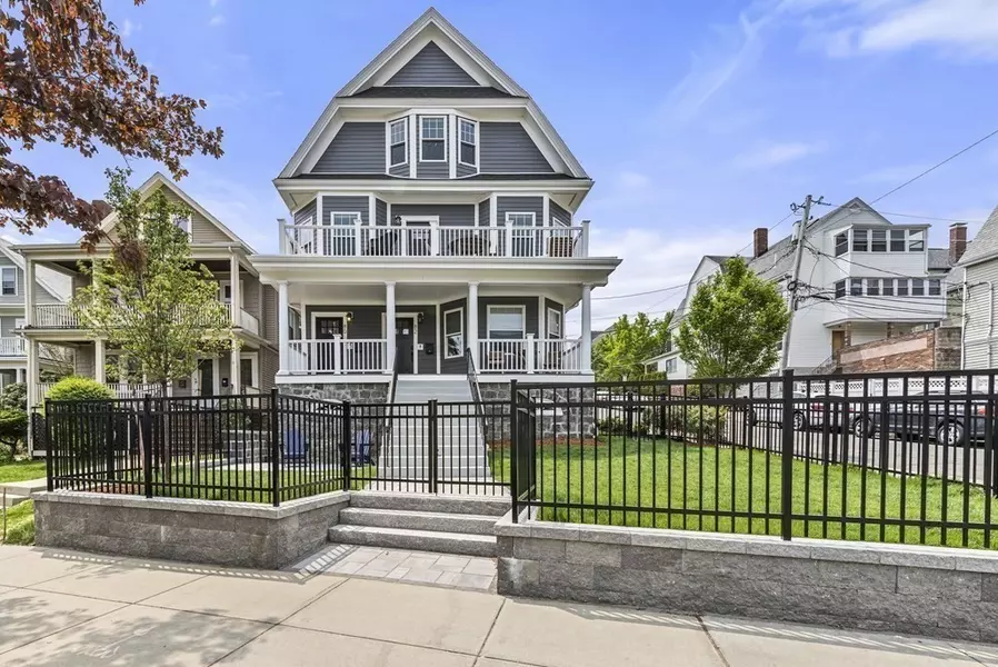 80 Powder House Blvd #80, Somerville, MA 02144