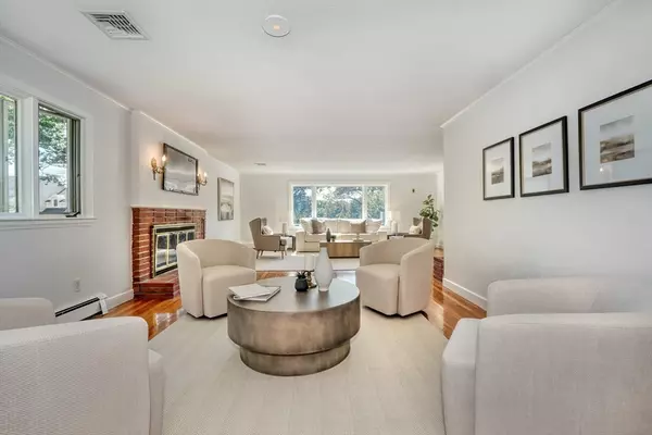 Melrose, MA 02176,118 North Woodcrest Drive