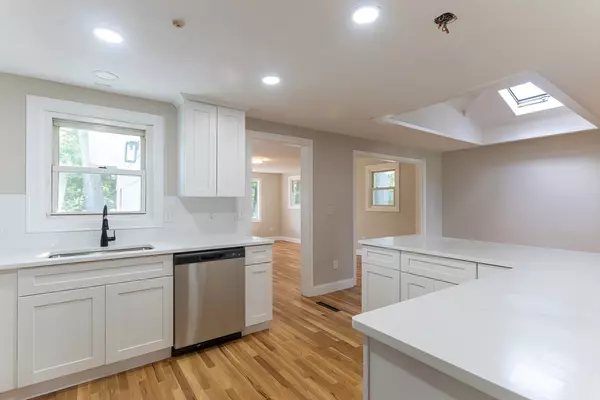 Norwood, MA 02062,53 Hampden Dr