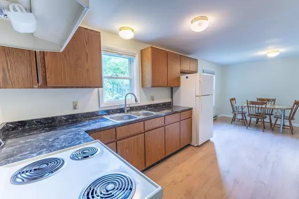 Ware, MA 01082,231 Osborne Rd