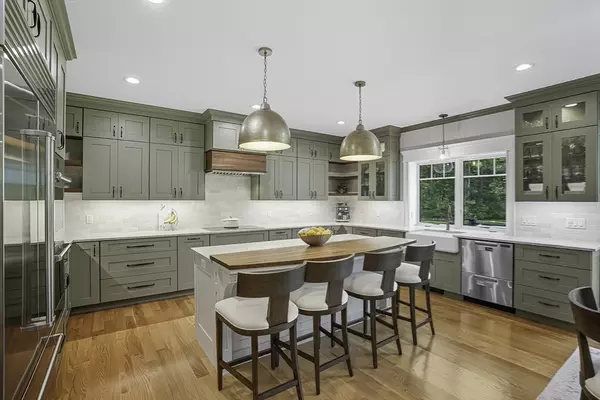 Hopkinton, MA 01748,2 Whisper Way