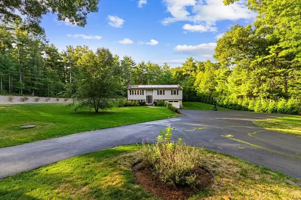 Duxbury, MA 02332,61 North St