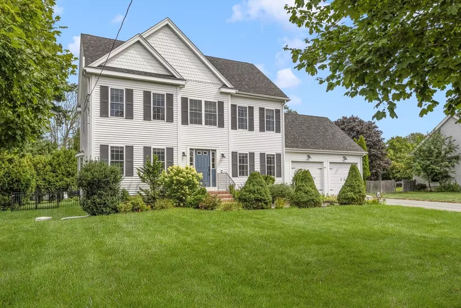 15 Arline Dr, Attleboro, MA 02703