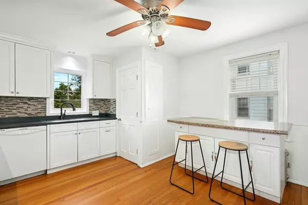 Worcester, MA 01602,138 May Street