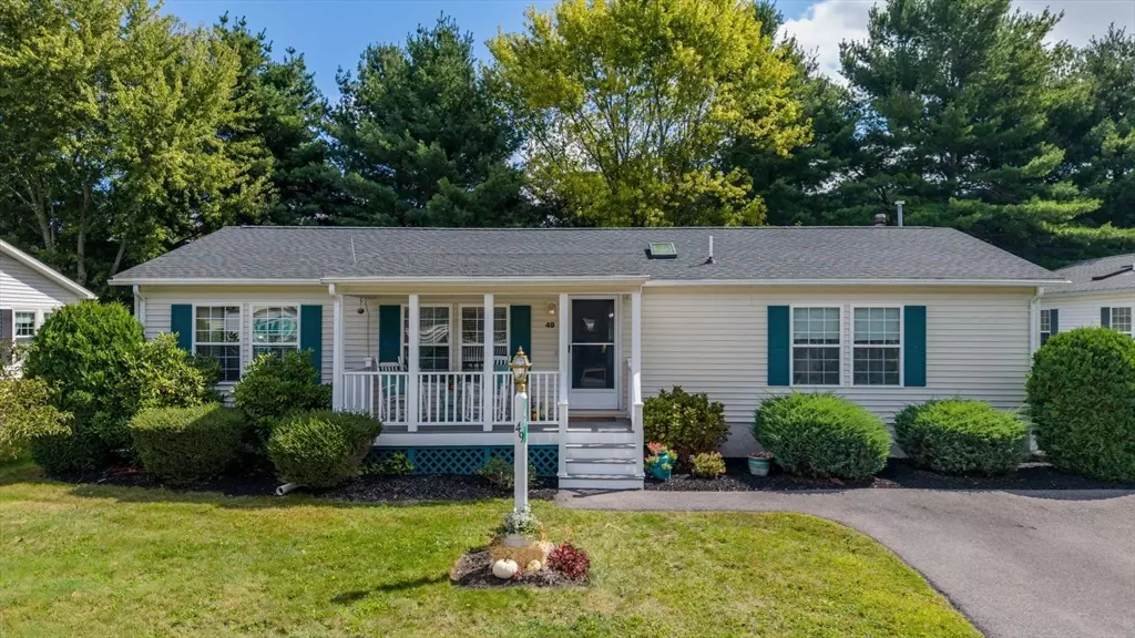 Bridgewater, MA 02324,49 Country Dr