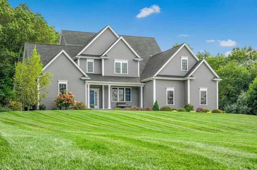 Franklin, MA 02038,246 Washington St