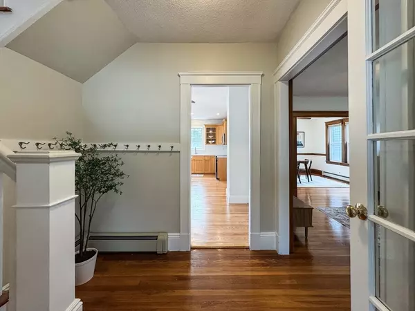 Medford, MA 02155,22 Wedgemere Rd