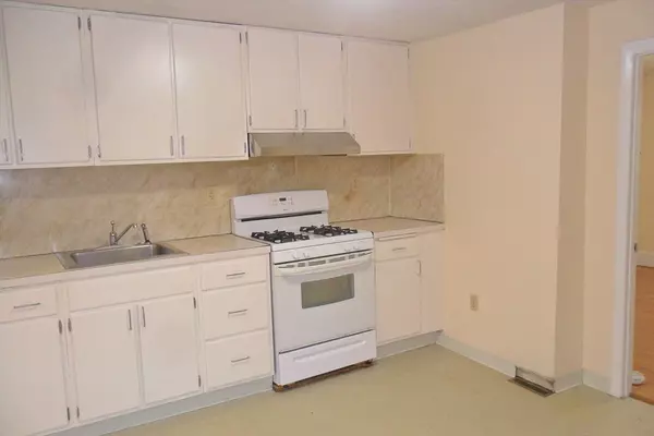 Natick, MA 01760,28 Spring Street #1