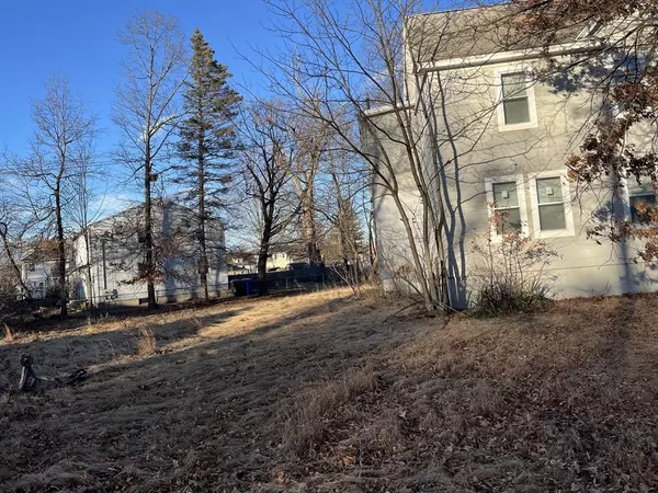 Springfield, MA 01109,224 Berkshire Ave`