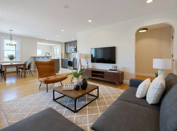 Boston, MA 02128,9 Crestway Rd