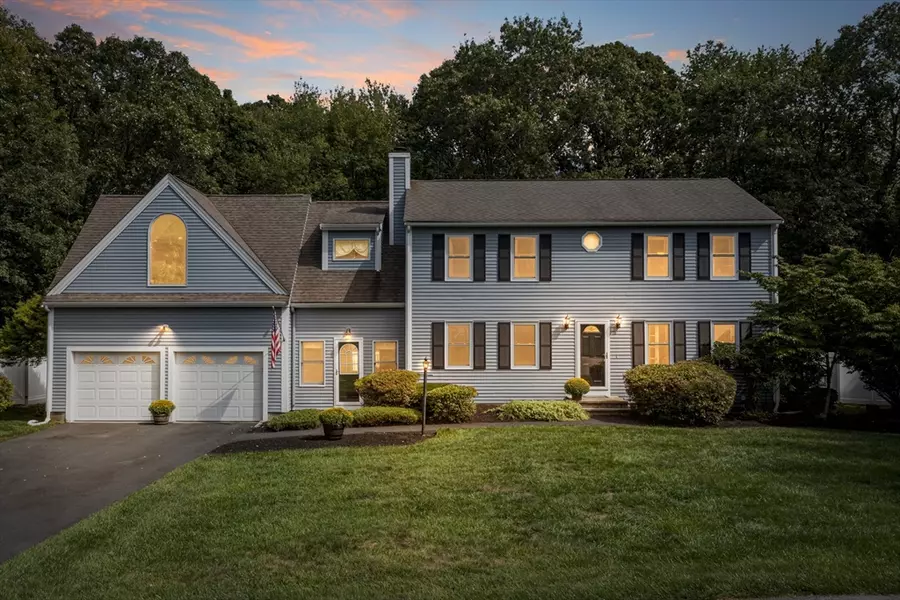 16 Blueberry Hill Rd, Medway, MA 02053