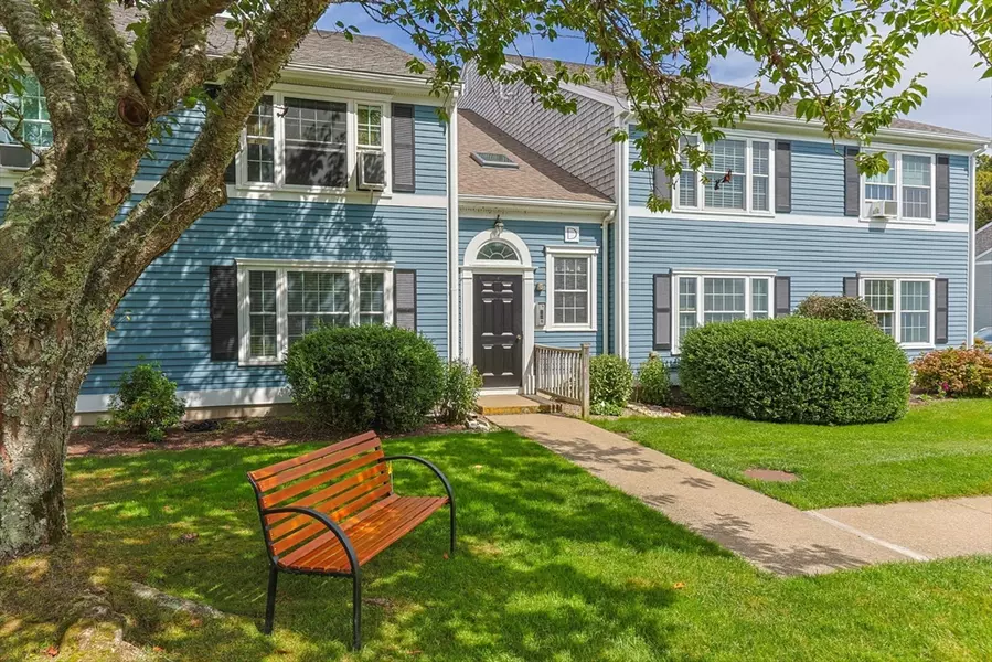 2 Englewood Dr #D7, Harwich, MA 02645