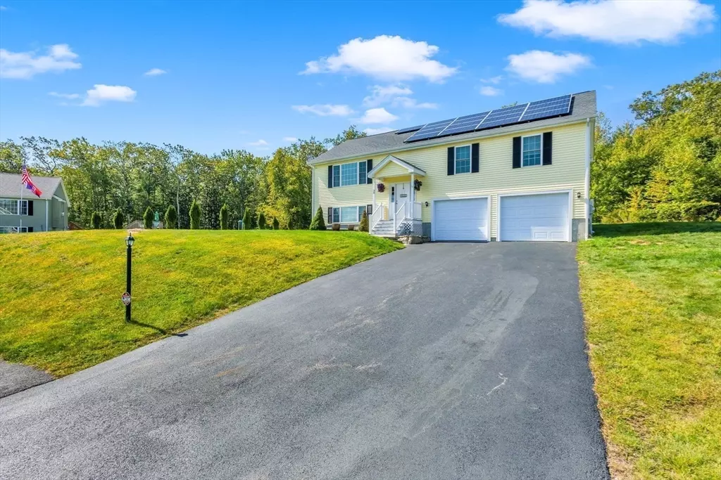 Dudley, MA 01571,30 Noble Street