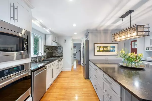 Hingham, MA 02043,32 Park View Drive