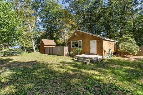 Wrentham, MA 02093,20 Rowell Rd