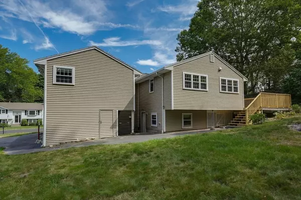 Burlington, MA 01803,2 Cutting Ln