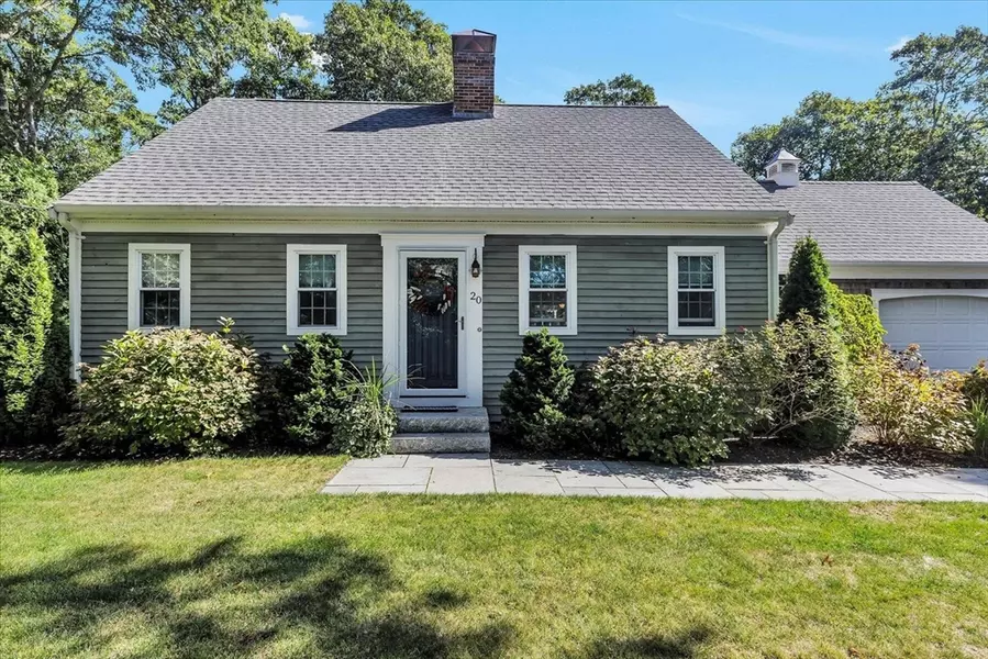 20 Trophy Ln, Yarmouth, MA 02675