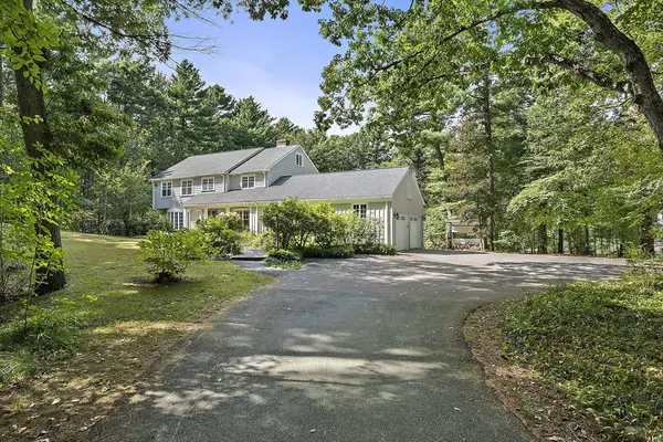 Canton, MA 02021,10 Green Ln