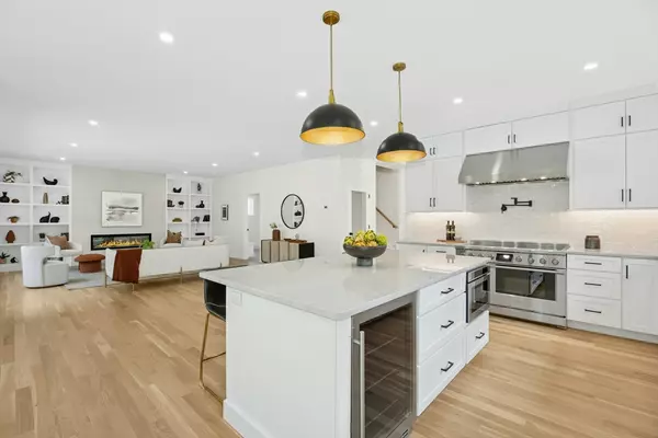 Lexington, MA 02421,46 Asbury Street