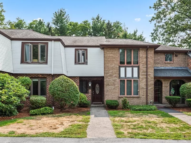 35 Cobblestone Lane #35, Worcester, MA 01606