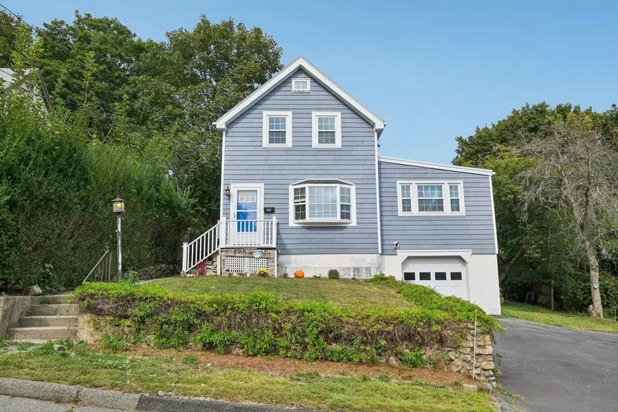 22 Hillside Ave, Norwood, MA 02062
