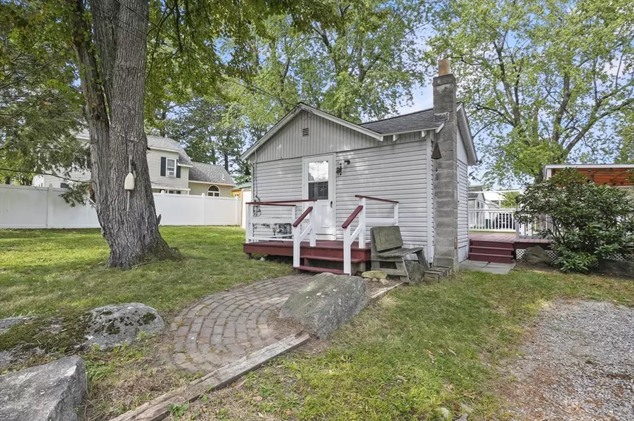 3 Chase Avenue, Leominster, MA 01453