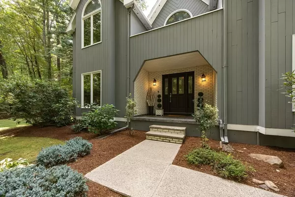 Bellingham, MA 02019,14 Stonehedge Road