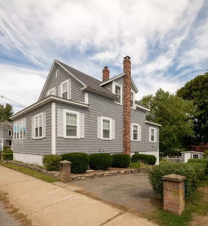 Ipswich, MA 01938,41 Brownville Avenue