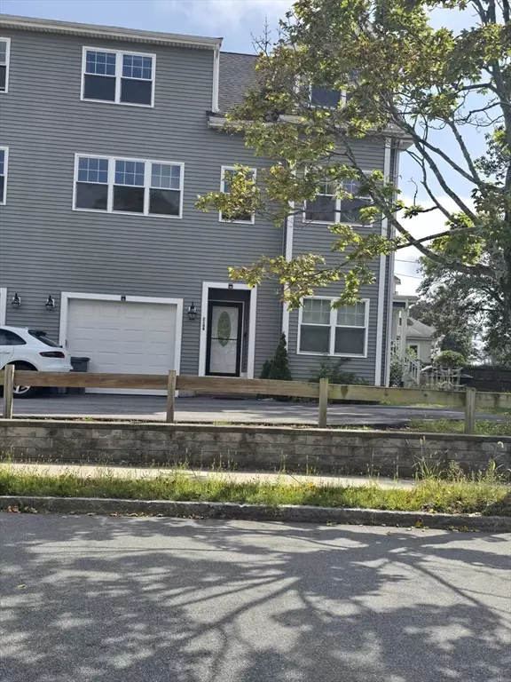 Quincy, MA 02169,218 Independence Ave #B