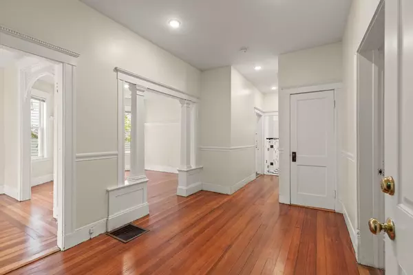 Boston, MA 02124,50 Armandine St