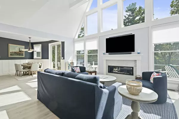 Scituate, MA 02066,53 Border Street