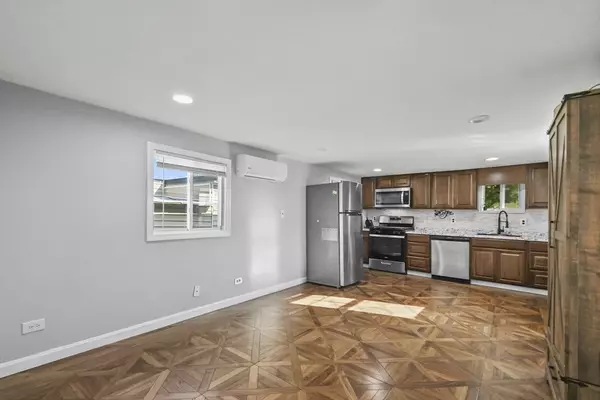Westborough, MA 01581,165 Turnpike Road #42