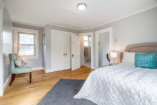 Cambridge, MA 02140,32 Magoun Street #2