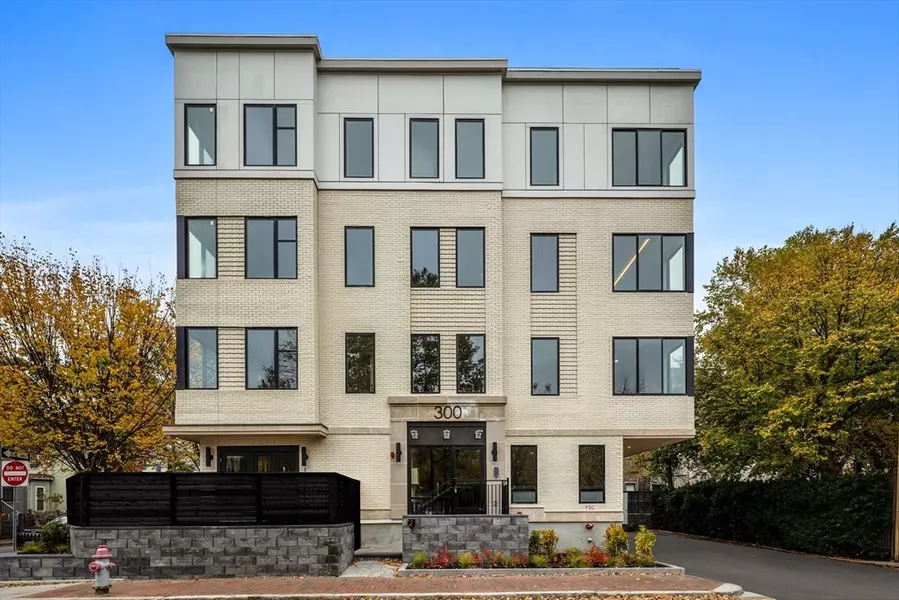 300 Franklin Street #1, Cambridge, MA 02139