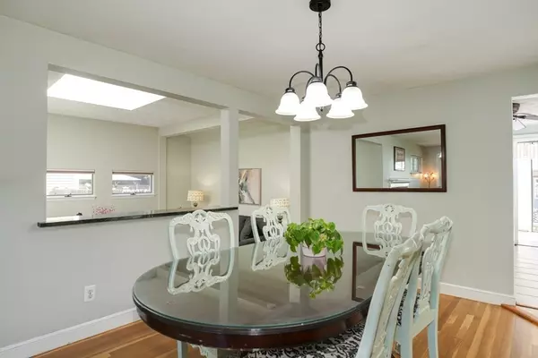 Framingham, MA 01701,60 Davidson Rd