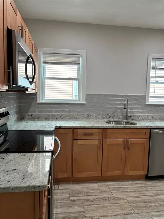 Belmont, MA 02478,8 Agassiz Ave #8