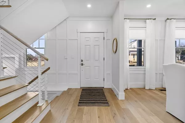 Nantucket, MA 02554,2 Goldenrod Court