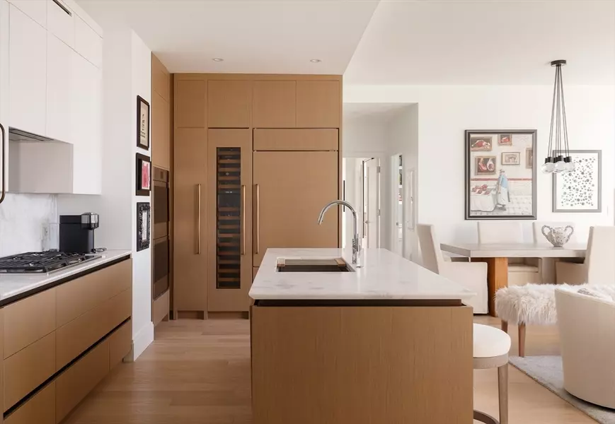 380 Harrison Ave #12F, Boston, MA 02118